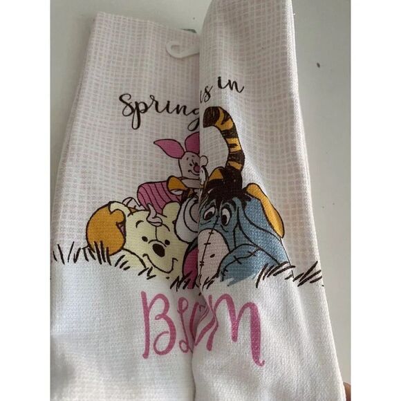 2 Pk Disney Winnie The Pooh Kitchen Towels Piglet Tigger Eeyore Spring NEW - Picture 6 of 9